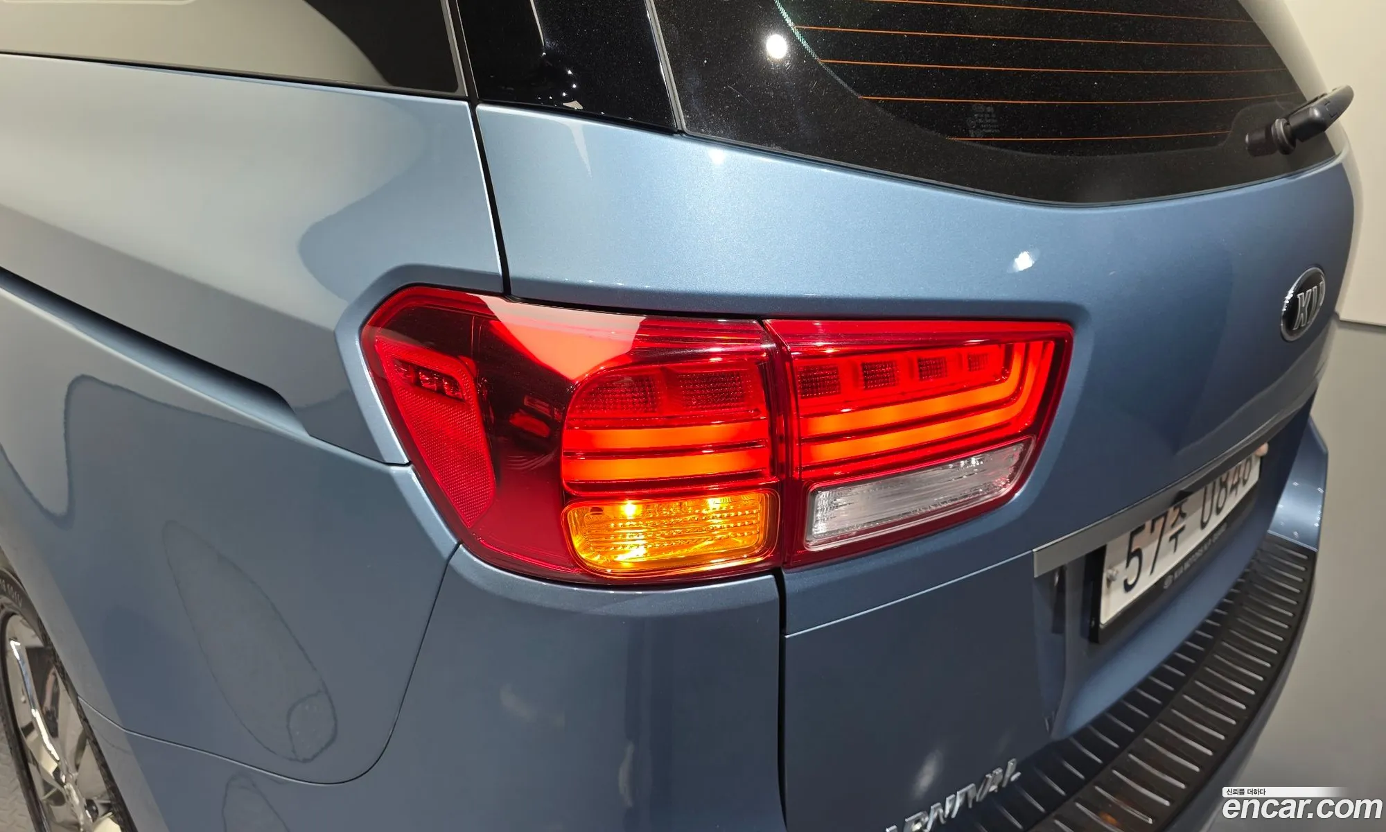 Kia Carnival 2015 — 26