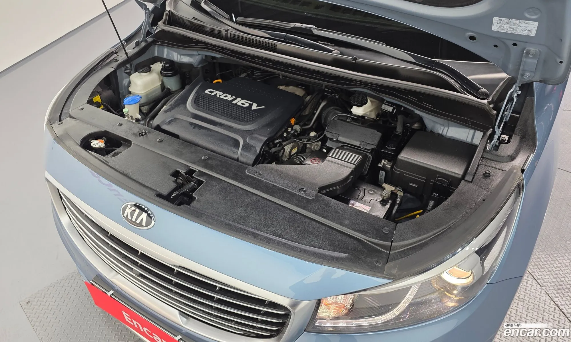 Kia Carnival 2015 — 36