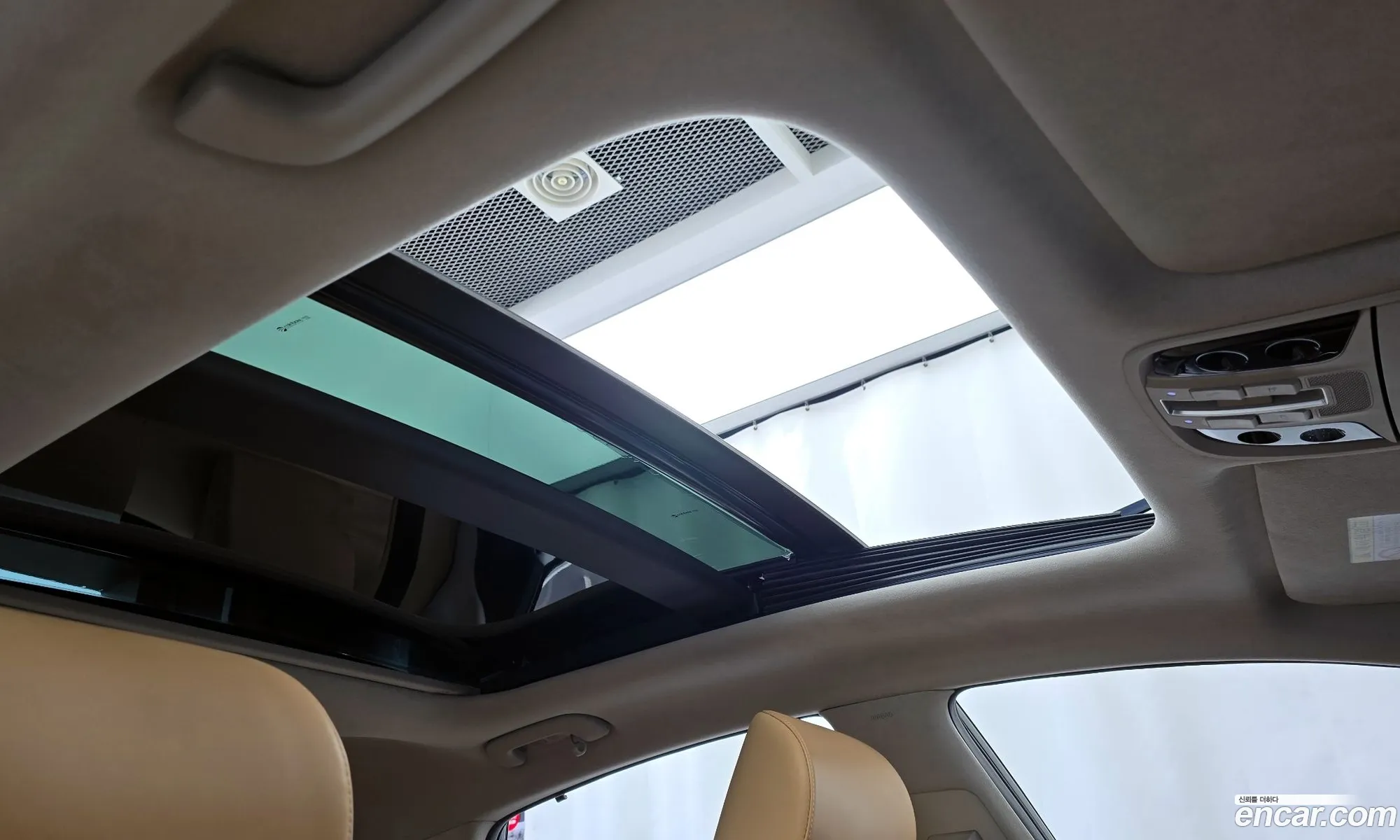 Kia K7 Premier 2019 — 19