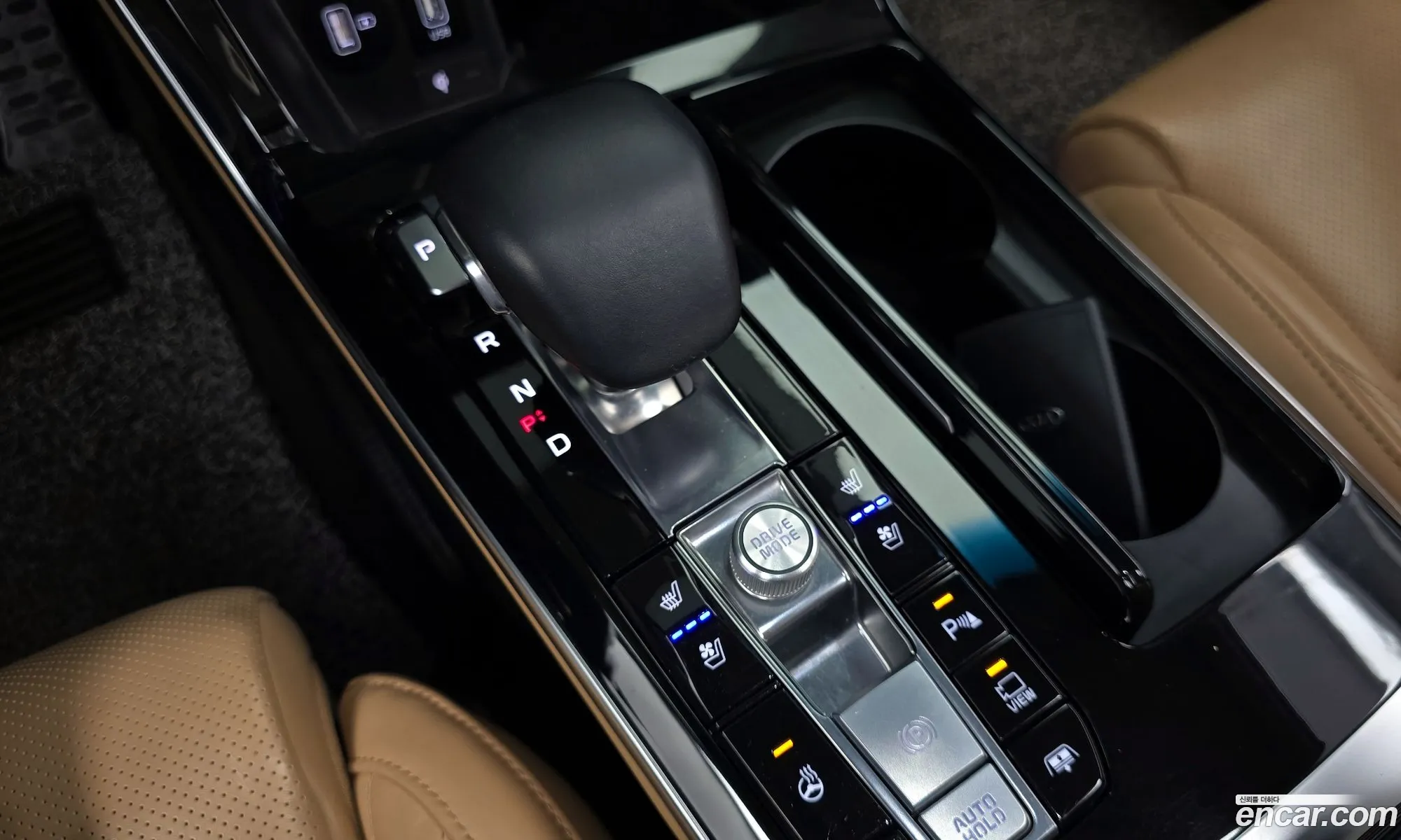 Kia K7 Premier 2019 — 17