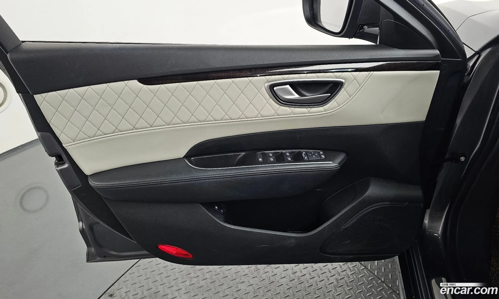 Renault Korea (Samsung) SM6 2016 — 18