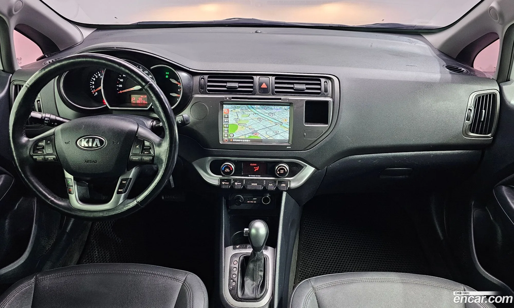Kia Pride 2014 — 4