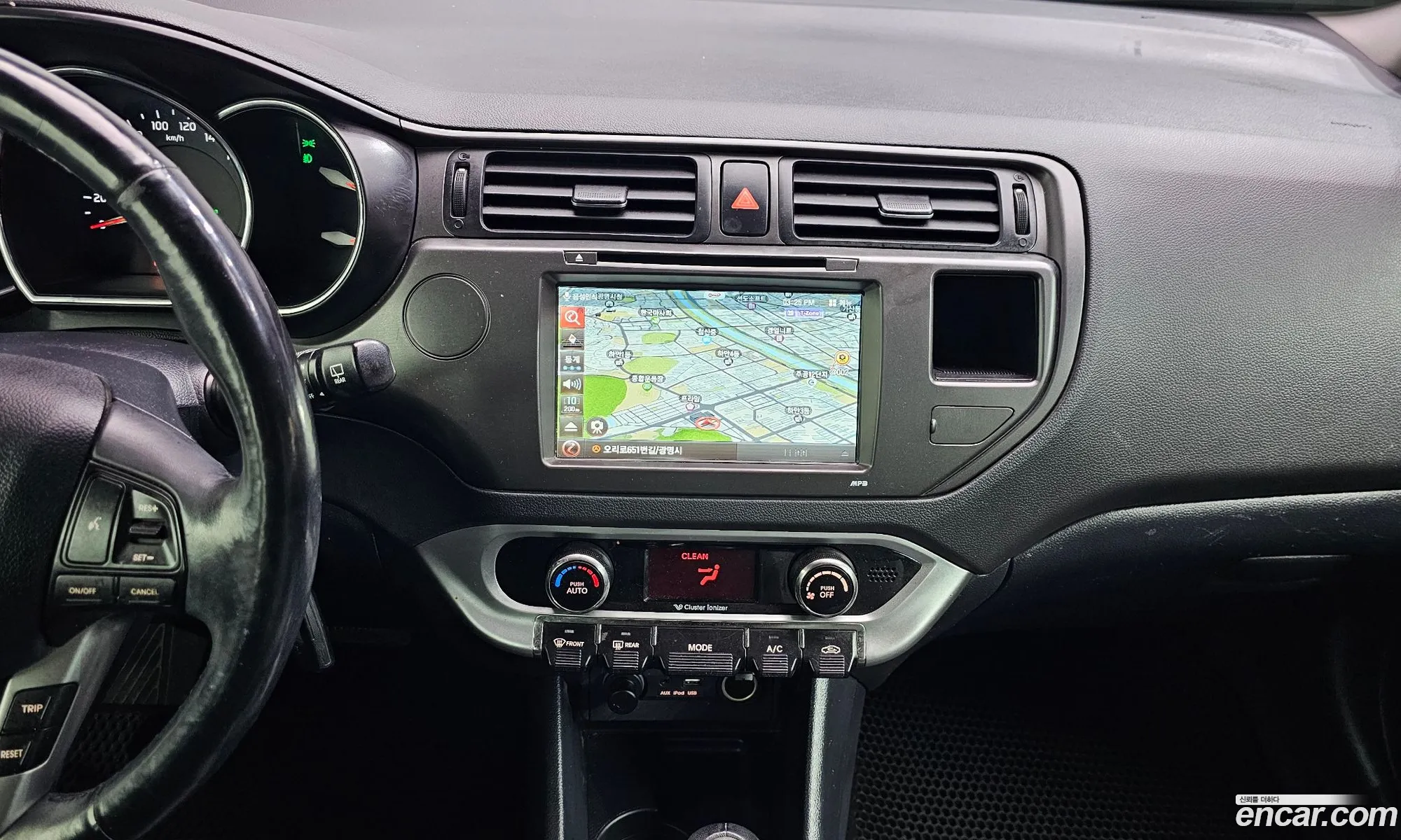 Kia Pride 2014 — 10