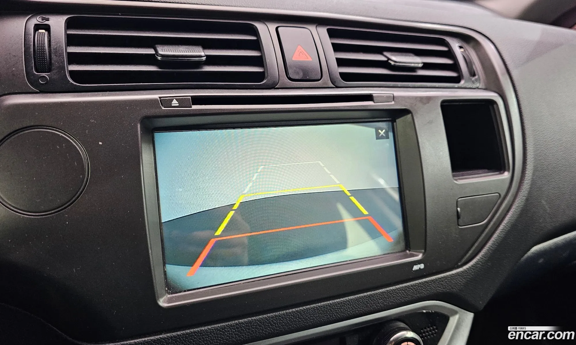 Kia Pride 2014 — 15