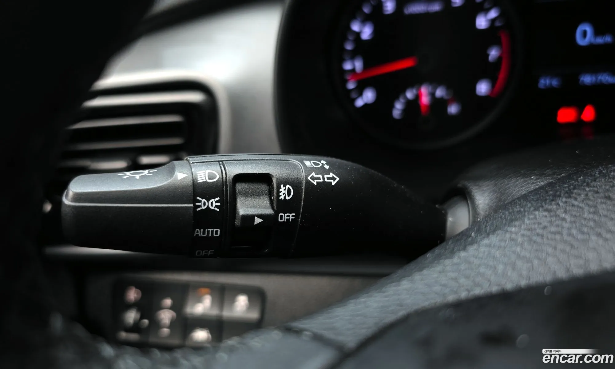 Kia Stonic 2018 — 21