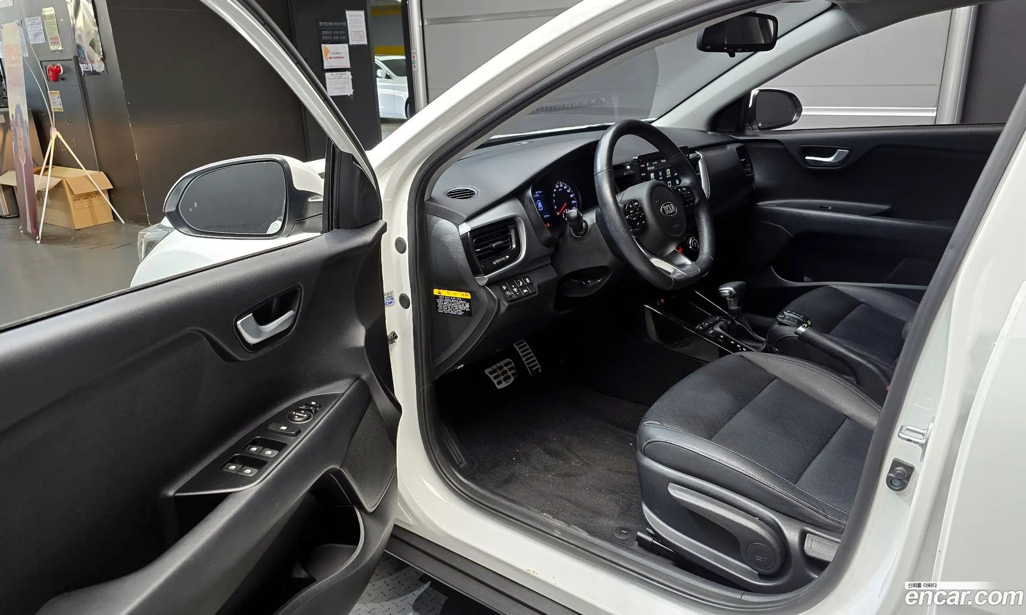 Kia Stonic 2018 — 2