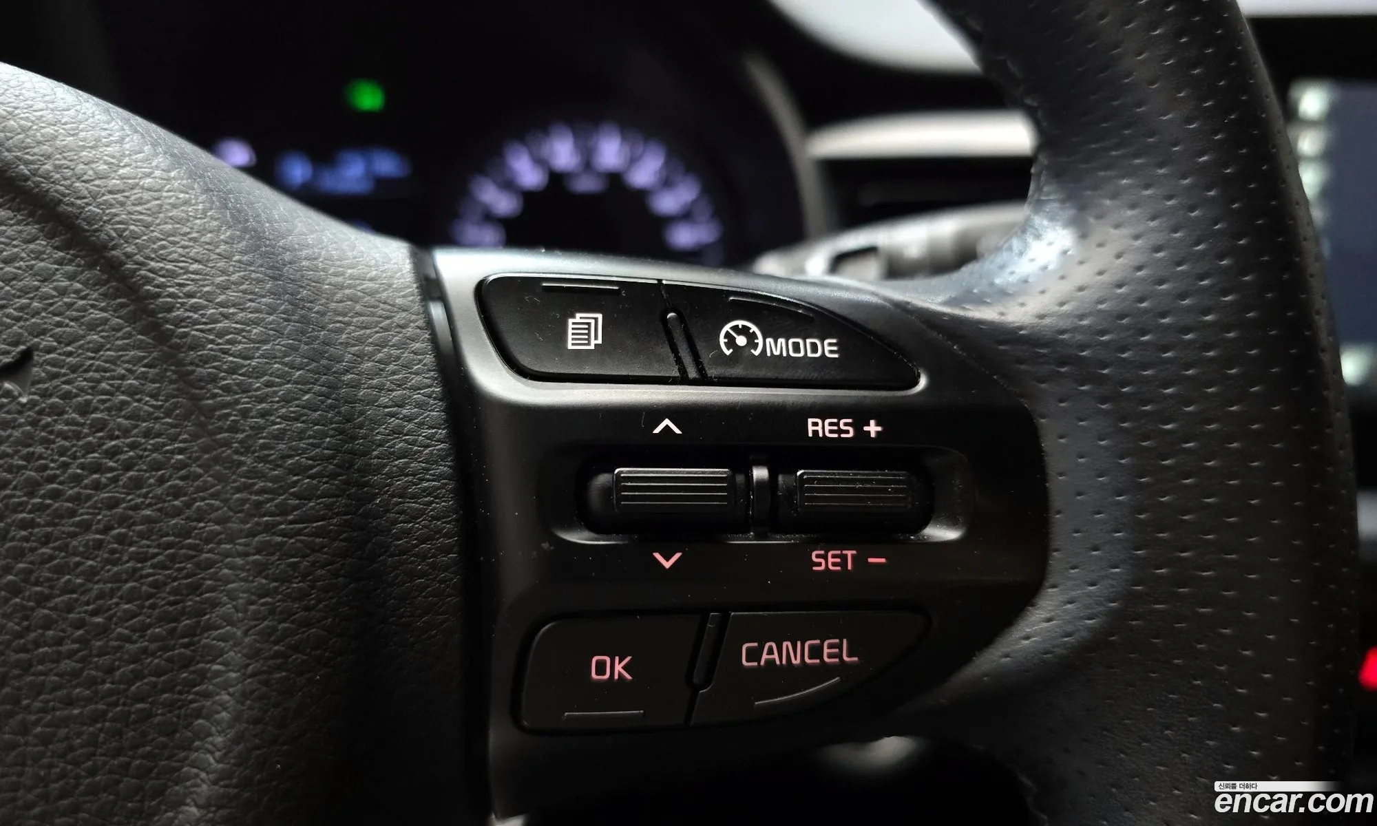 Kia Stonic 2018 — 17