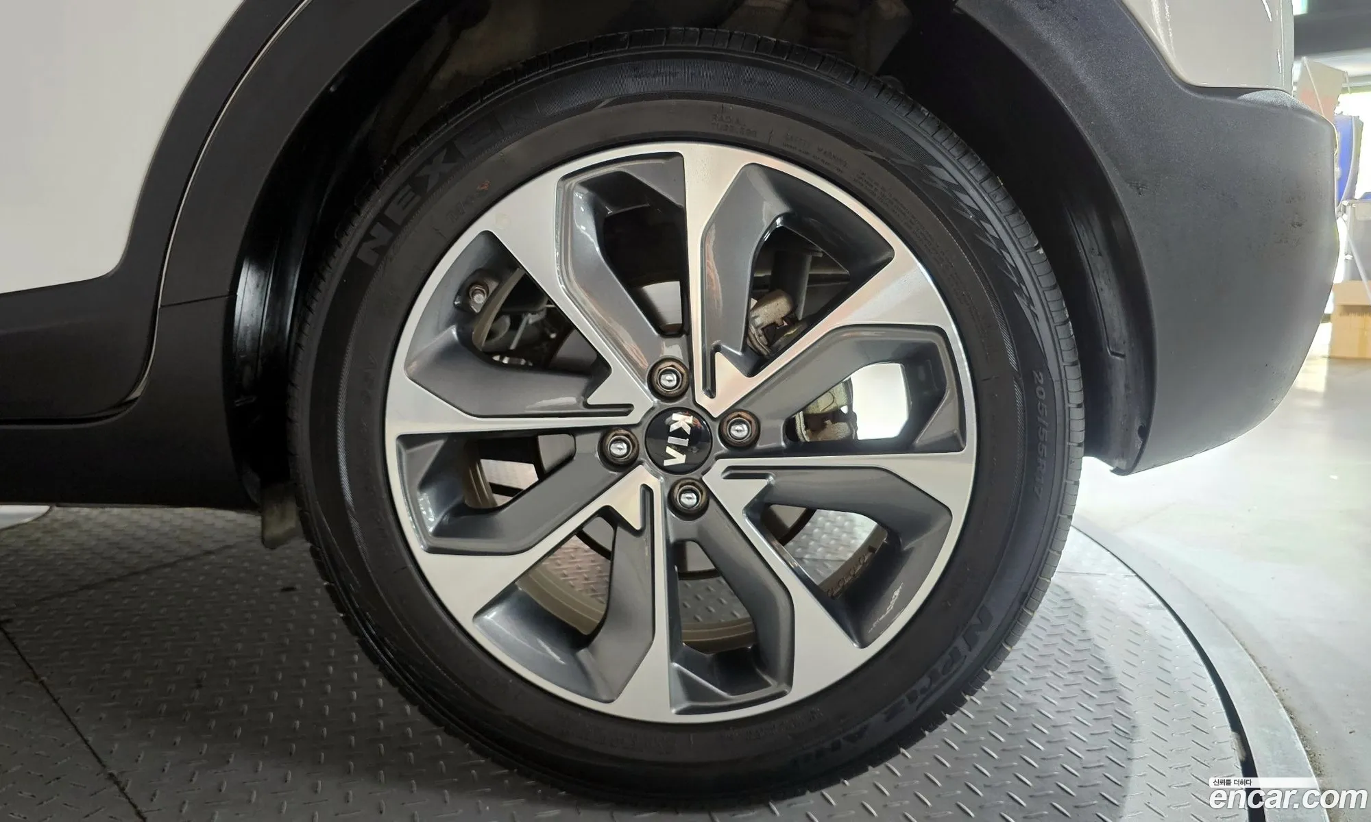 Kia Stonic 2018 — 8