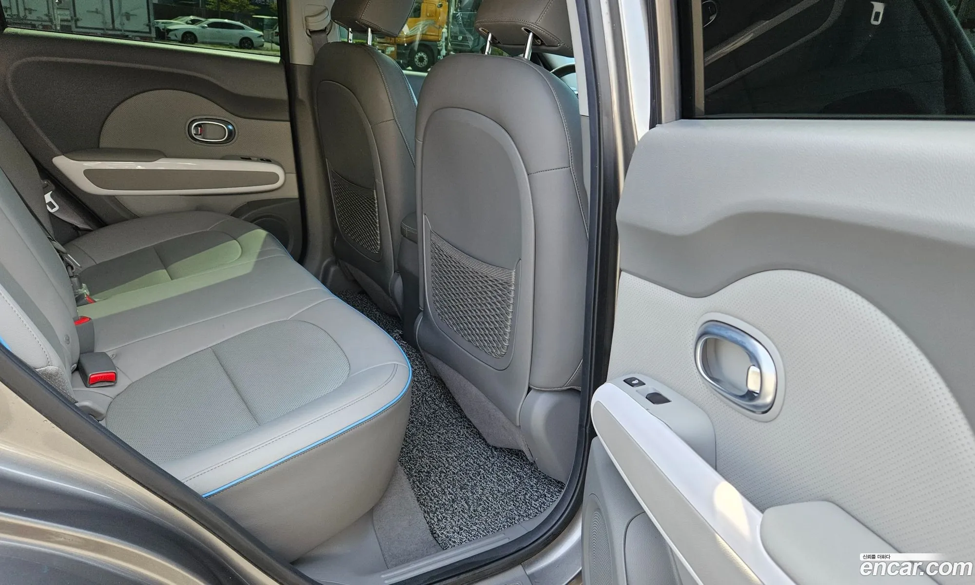 Kia Soul EV 2017 — 11