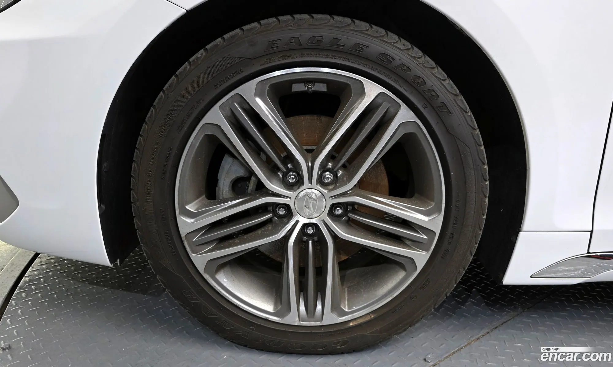 Hyundai Grandeur IG 2017 — 11