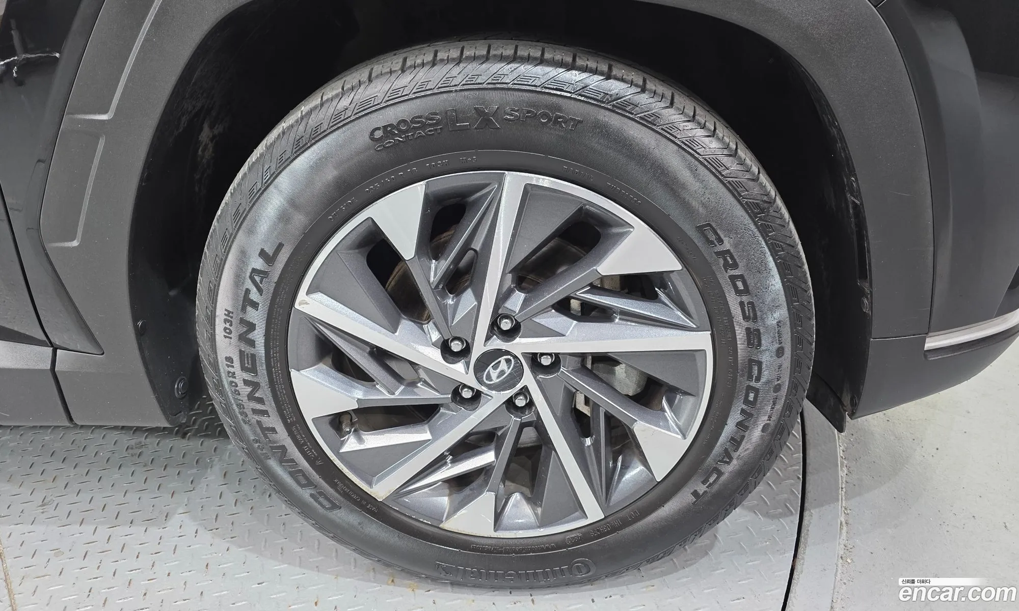 Hyundai Tucson 2021 — 24