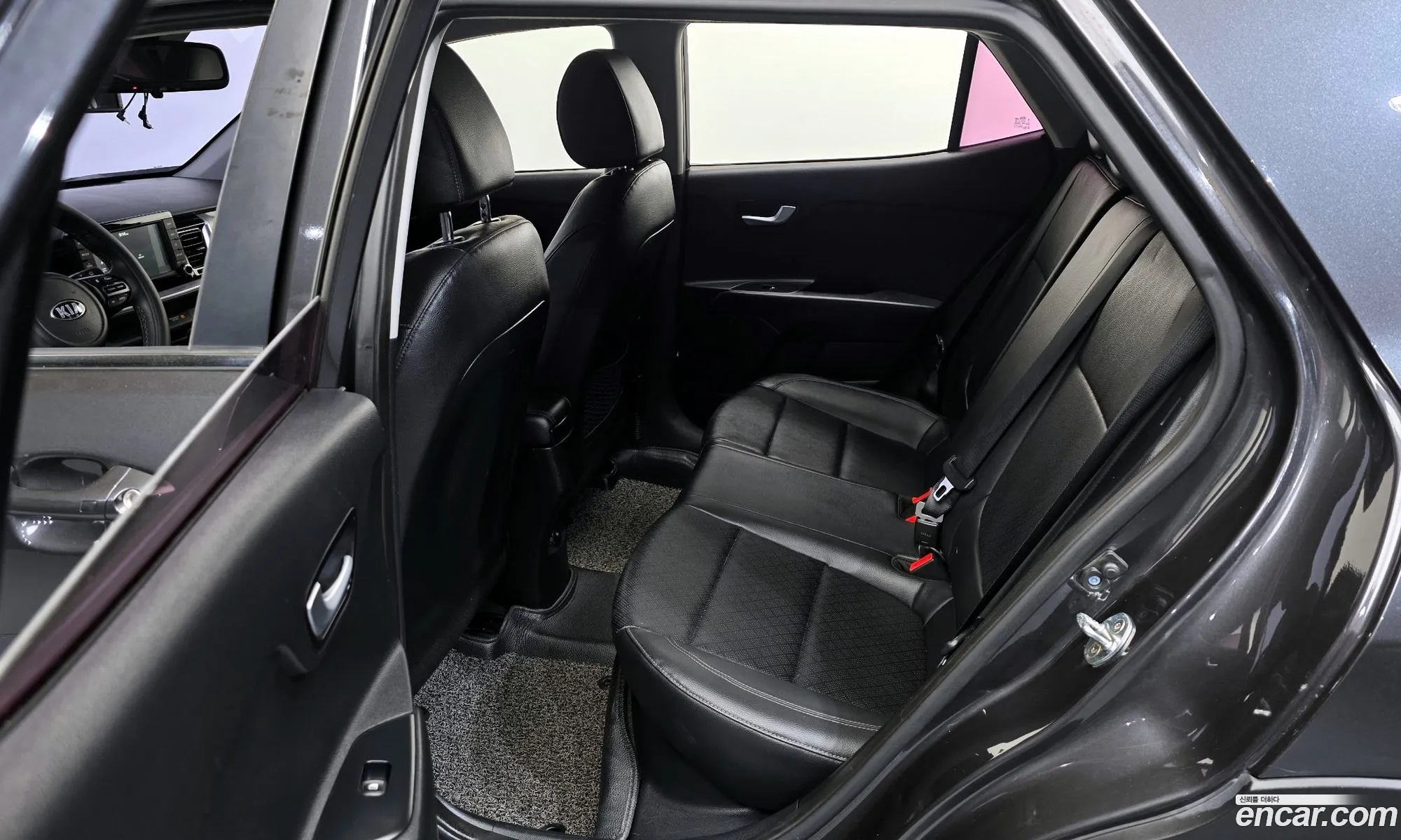 Kia Stonic 2019 — 19