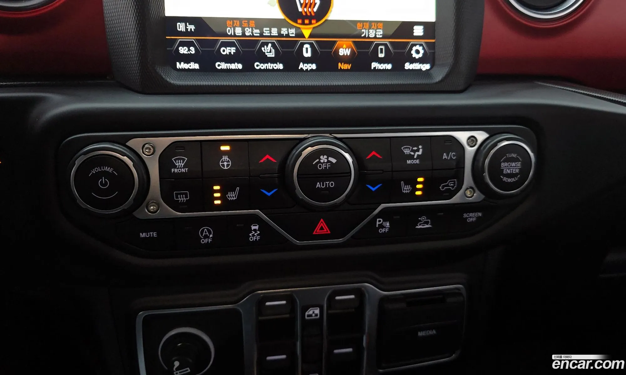 Jeep Wrangler 2022 — 13