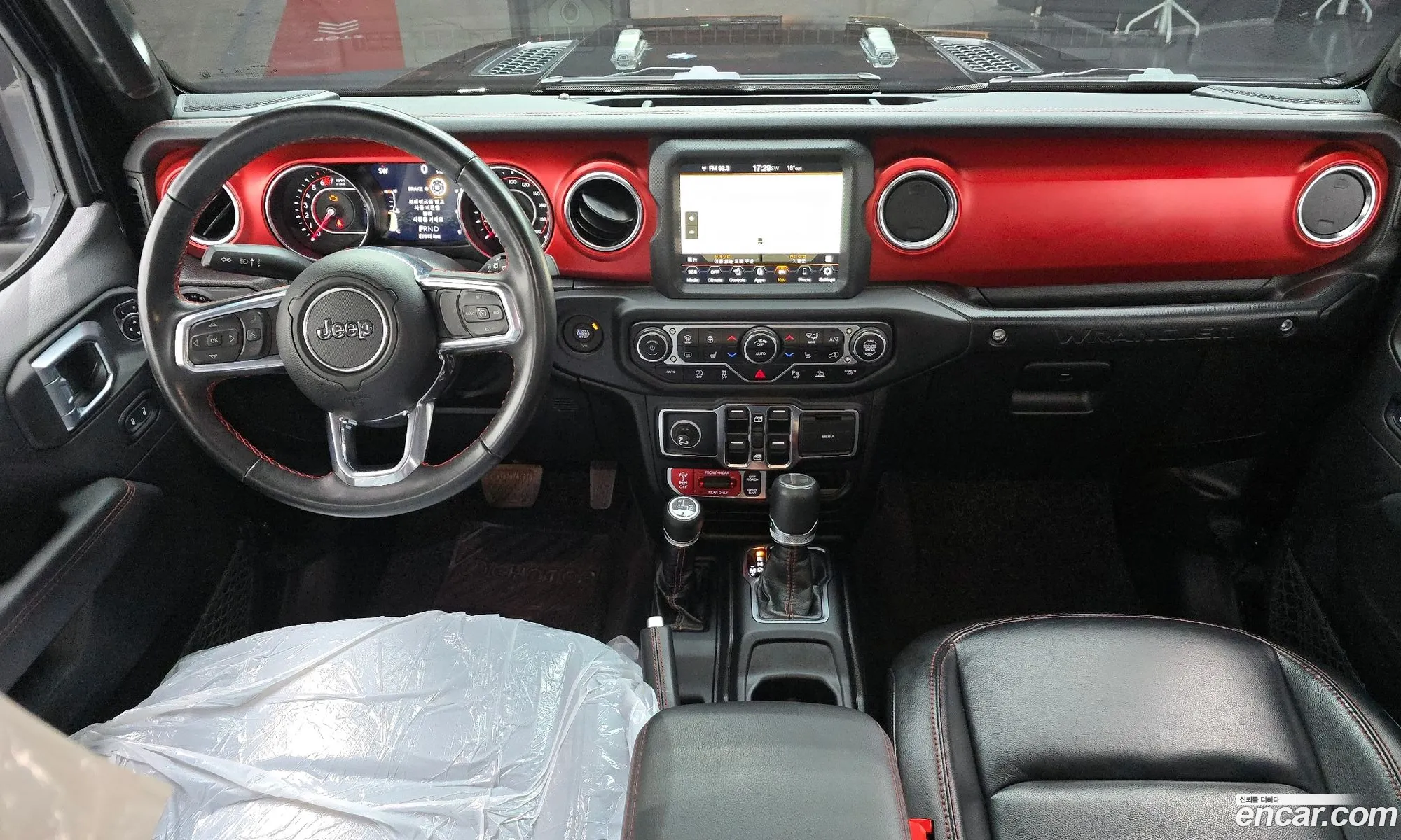 Jeep Wrangler 2022 — 24
