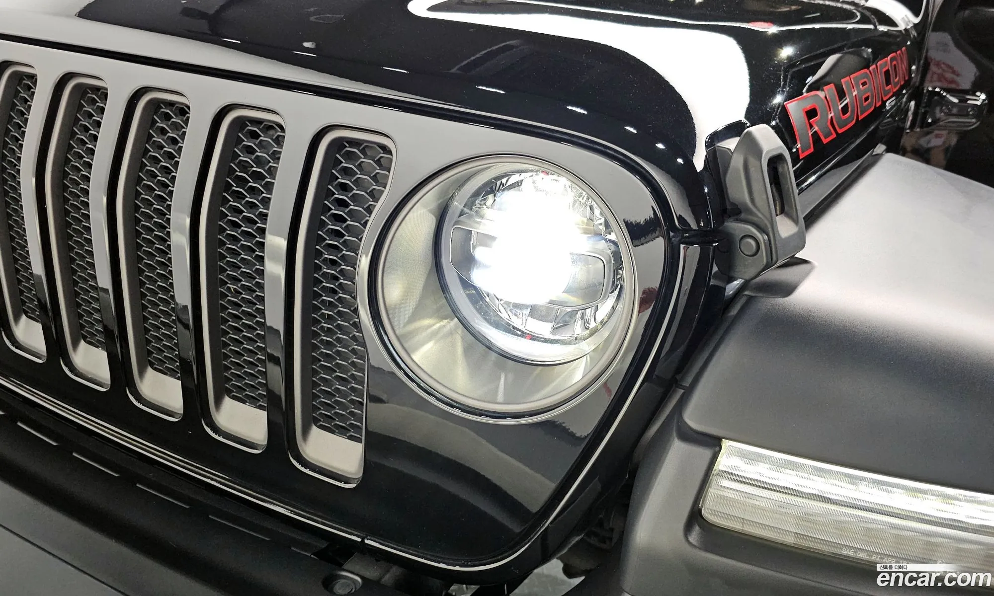 Jeep Wrangler 2022 — 23