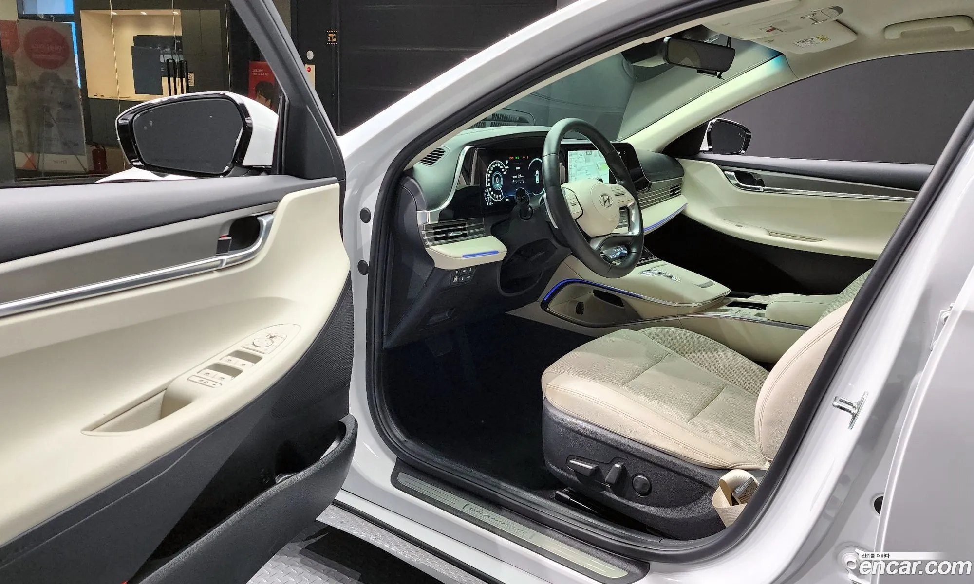 Hyundai Grandeur IG 2022 — 2