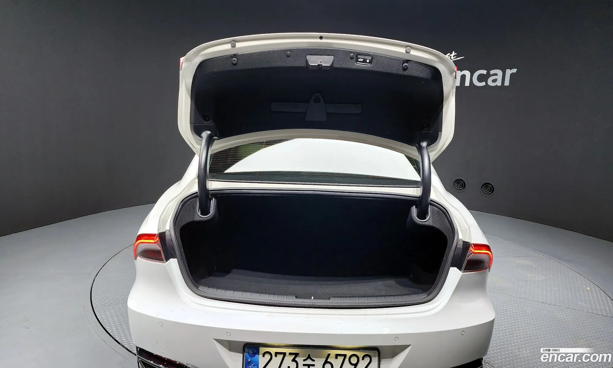 Hyundai Grandeur IG 2022 — 27