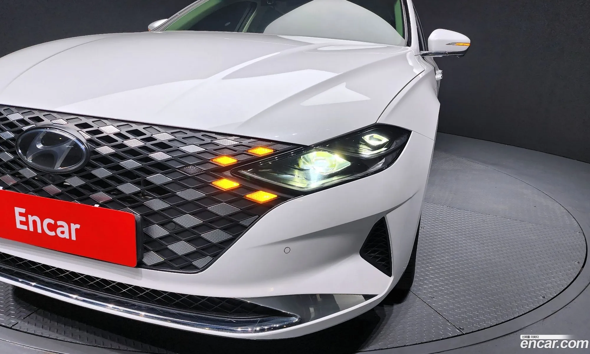 Hyundai Grandeur IG 2022 — 22