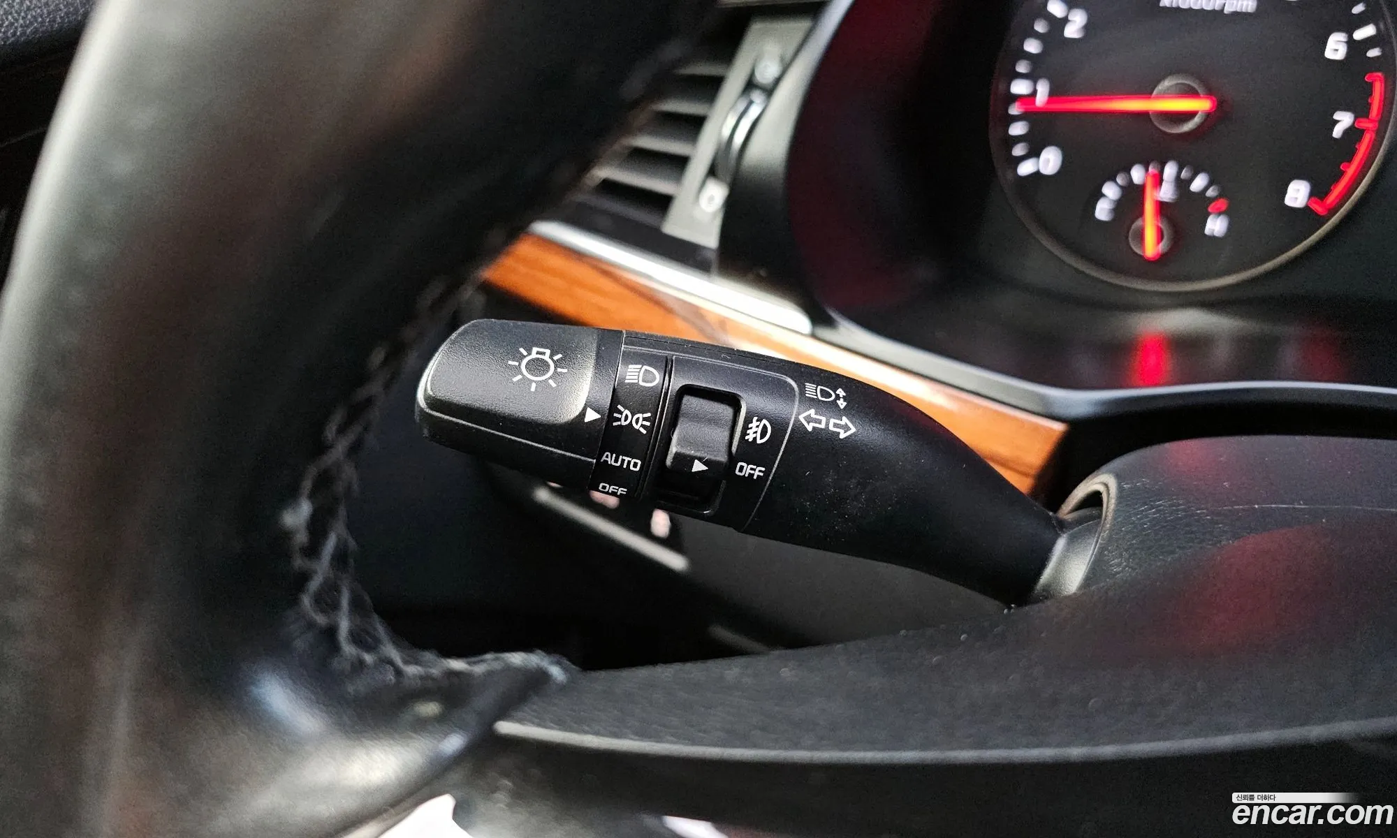 Kia K7 2016 — 29