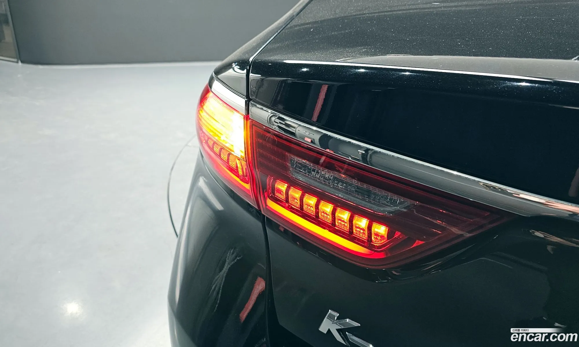 Kia K7 2016 — 7