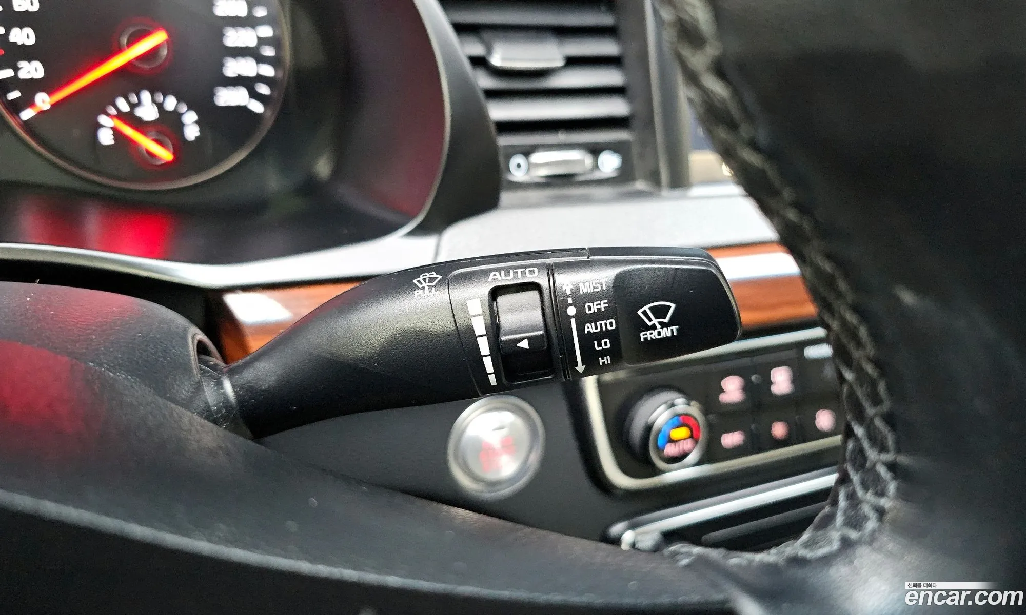 Kia K7 2016 — 12