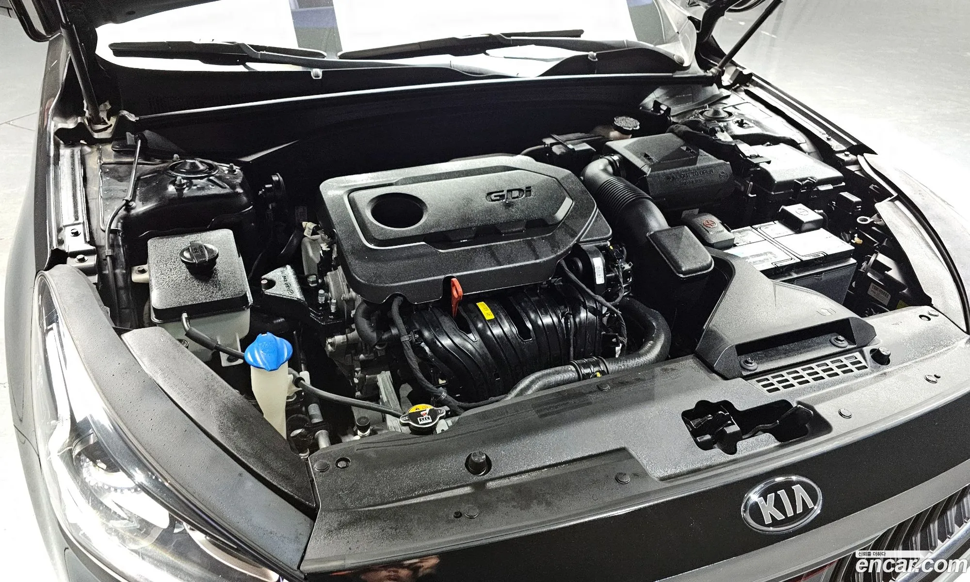 Kia K7 2016 — 28