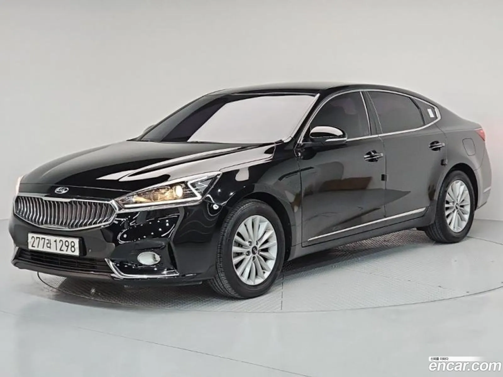 Kia K7 2016 — 17