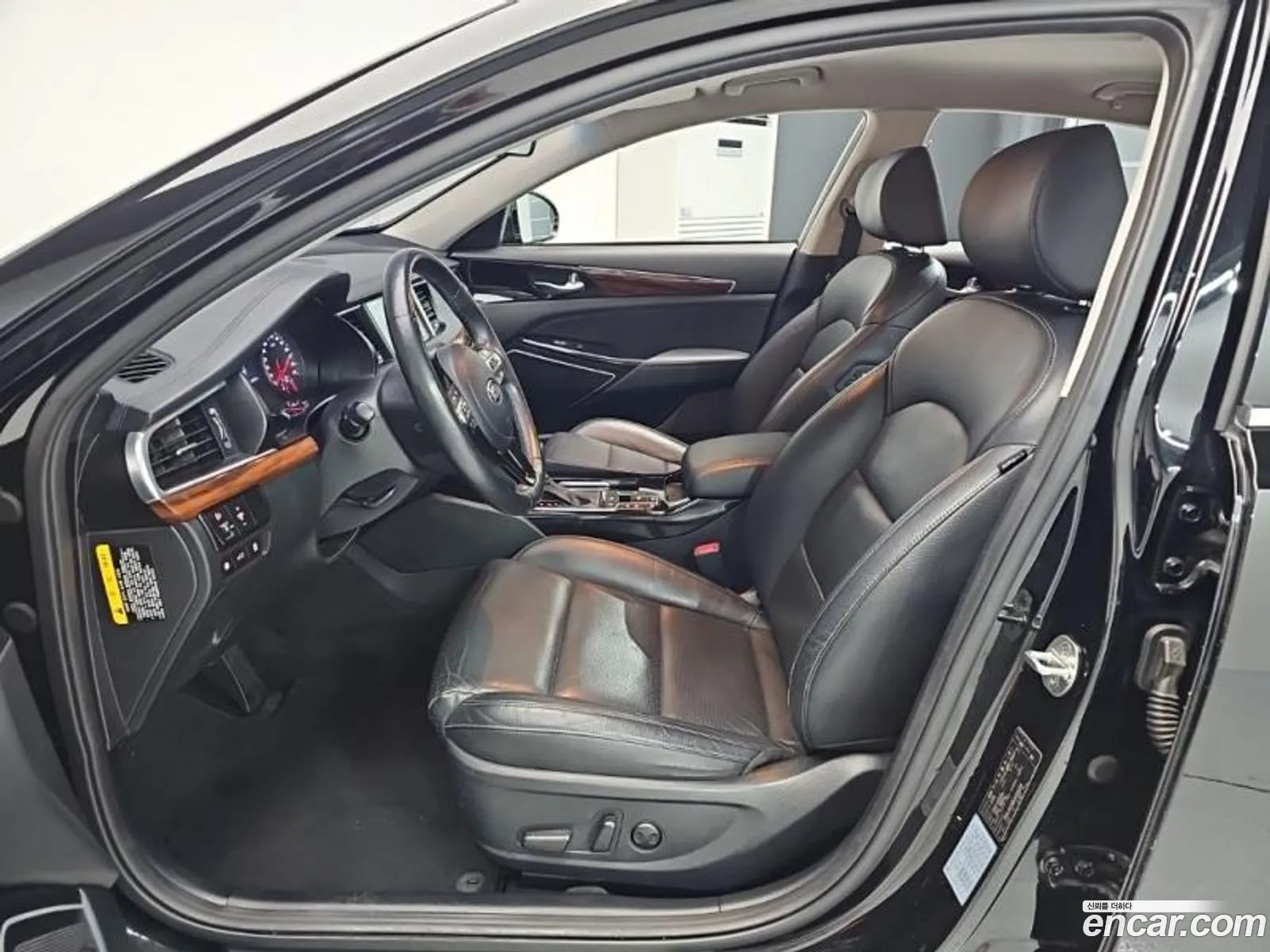 Kia K7 2016 — 20