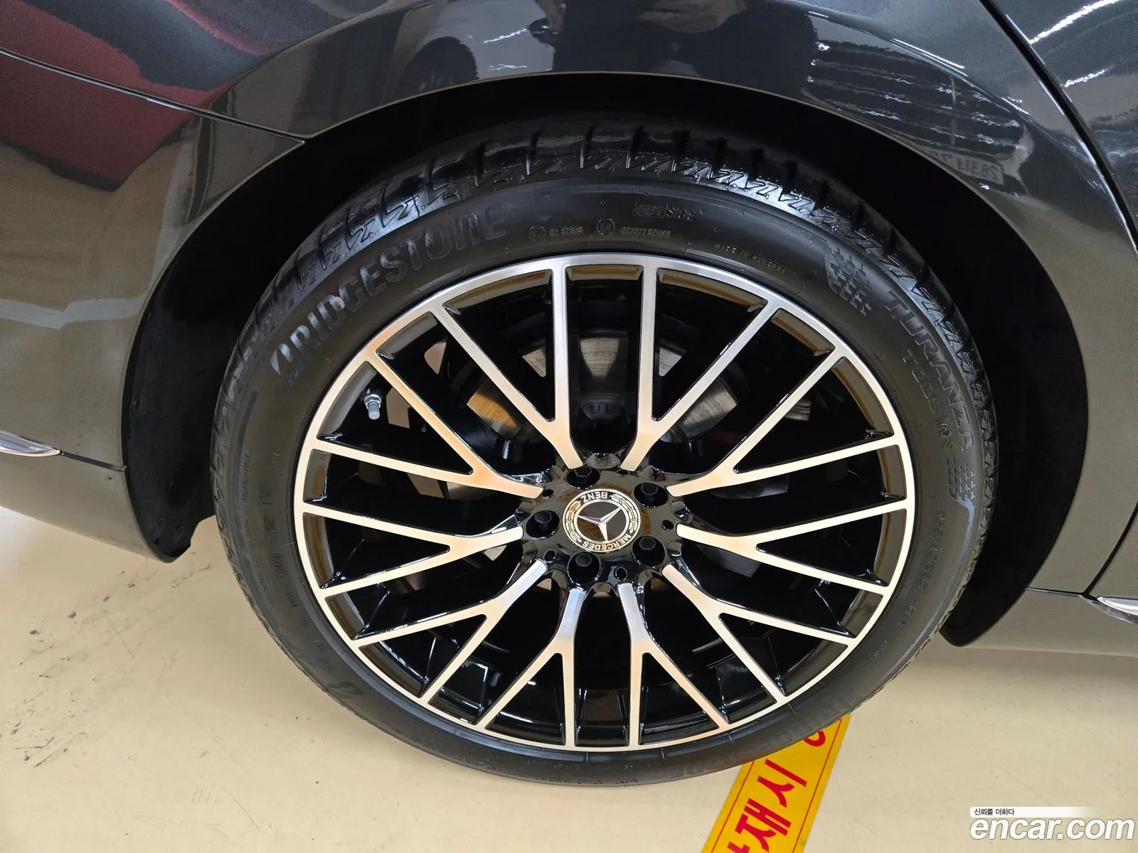 Mercedes-Benz S-Class W223 2025 — 13