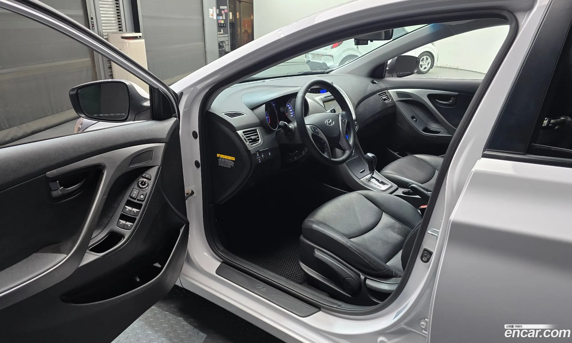Hyundai Elantra MD 2013 — 20