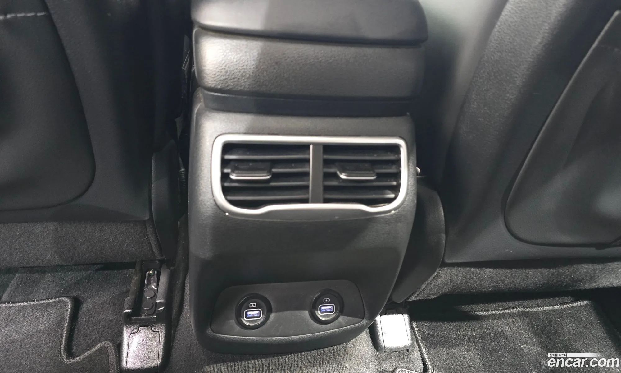 Hyundai Santa Fe 2023 — 26