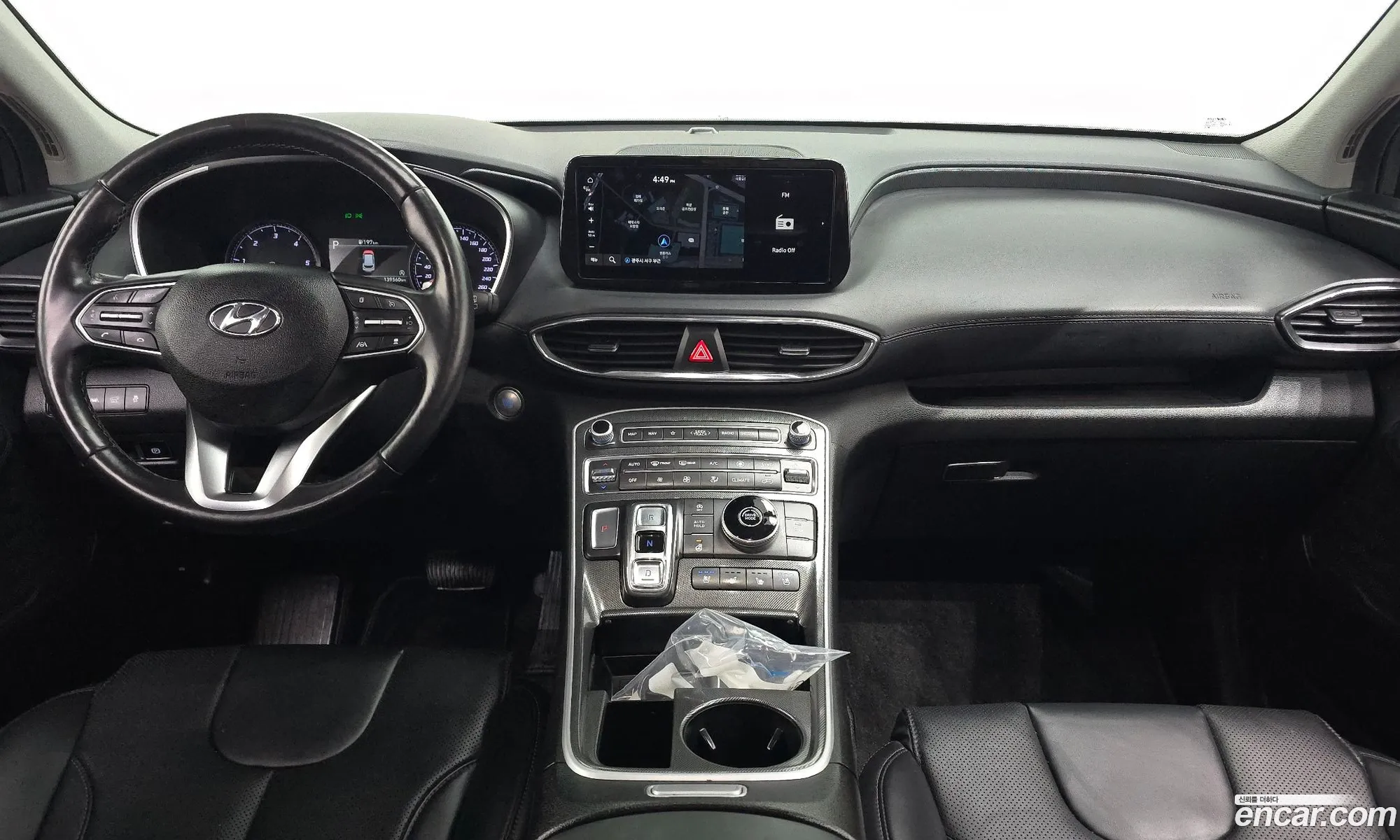 Hyundai Santa Fe 2023 — 24