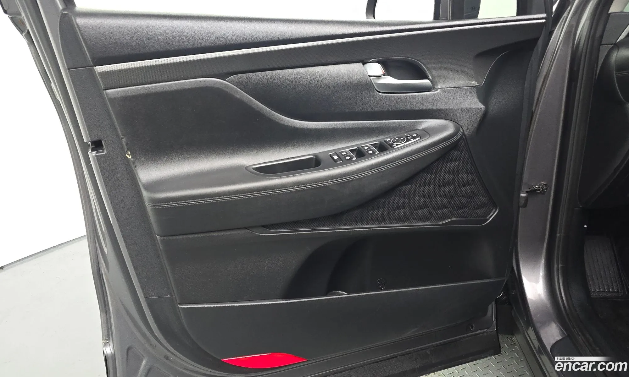 Hyundai Santa Fe 2023 — 25
