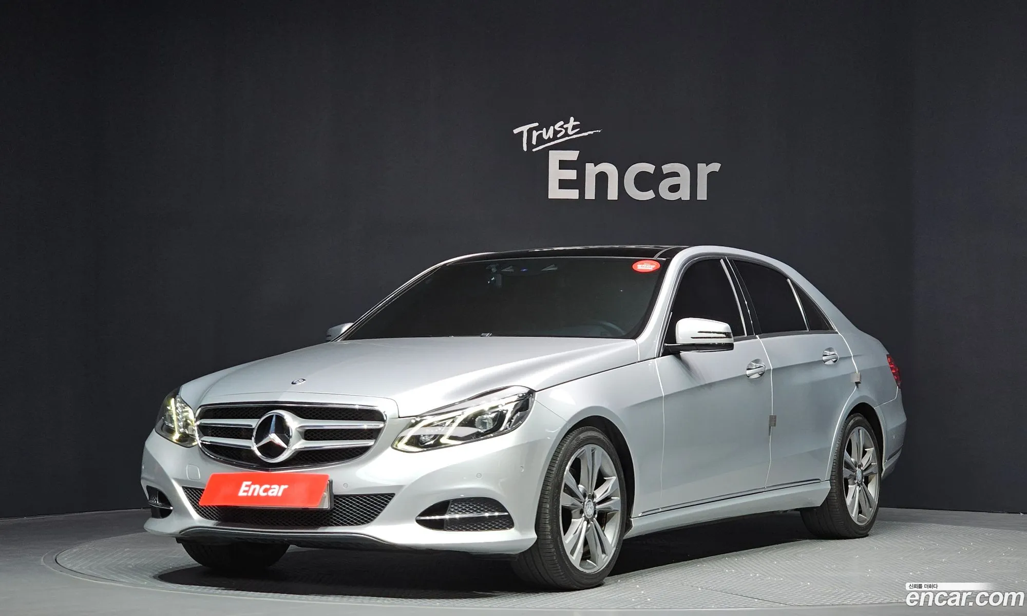 Mercedes-Benz E-Class W212 2013 WDDHF5FB7EA801278 — 8