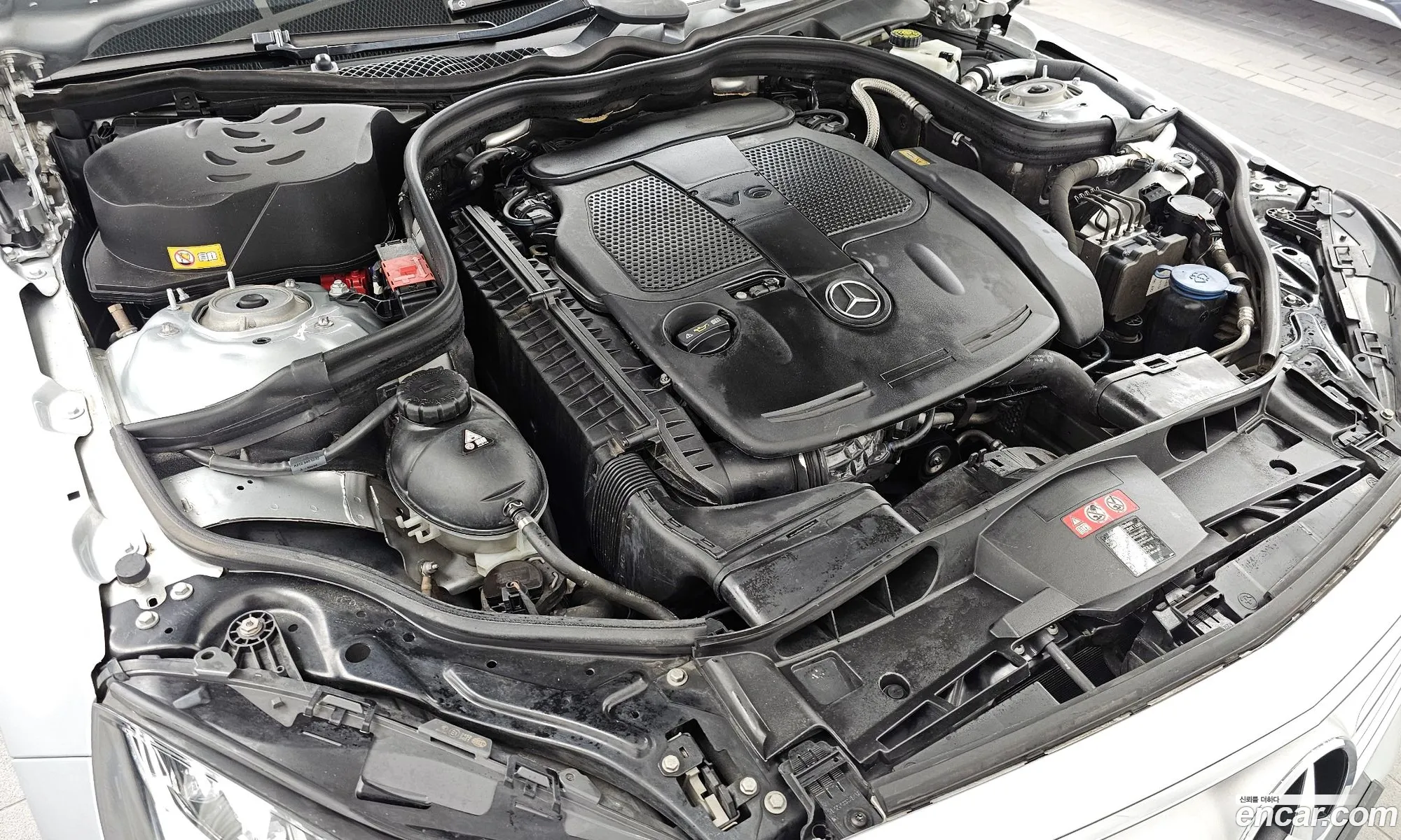 Mercedes-Benz E-Class W212 2013 WDDHF5FB7EA801278 — 5