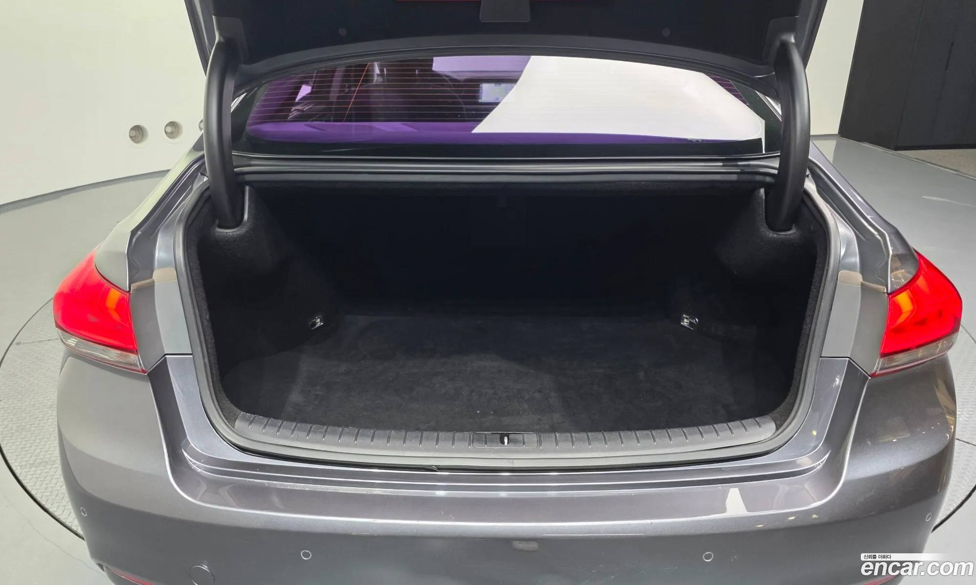 Hyundai Genesis DH 2014 — 14