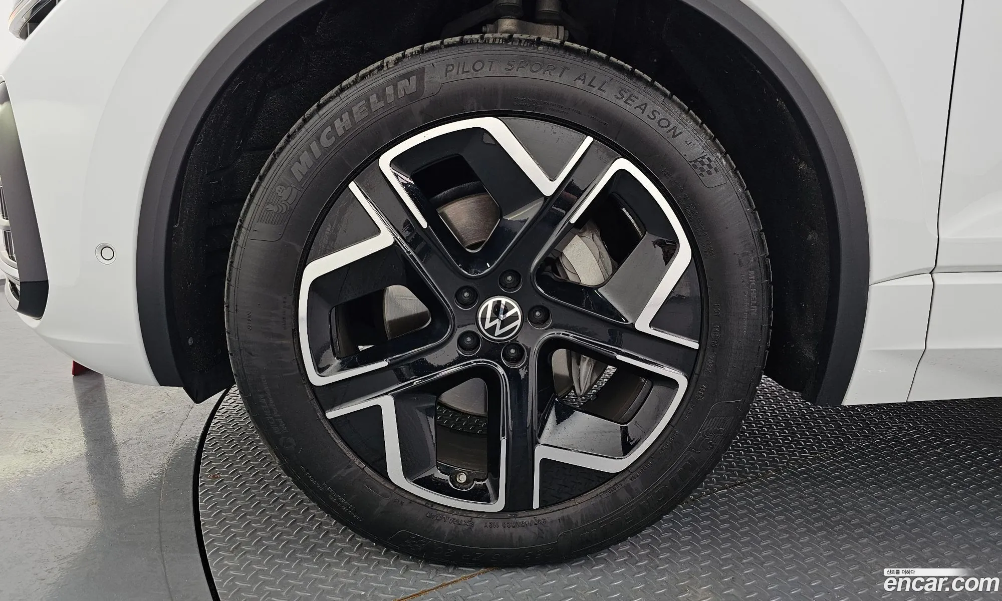 Volkswagen Touareg 2024 — 6