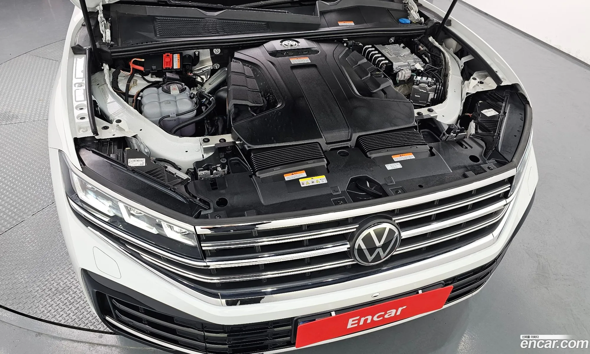 Volkswagen Touareg 2024 — 33
