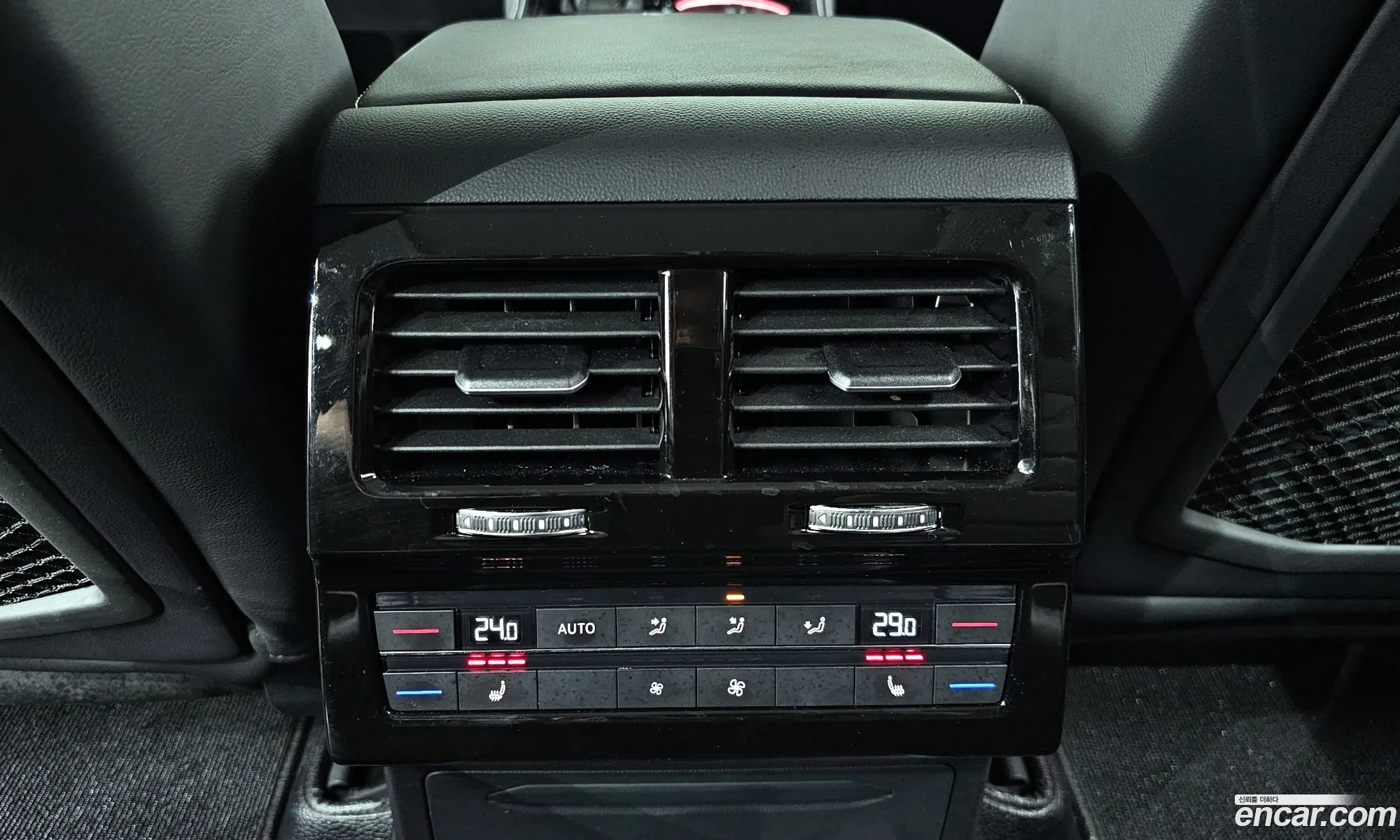 Volkswagen Touareg 2024 — 29