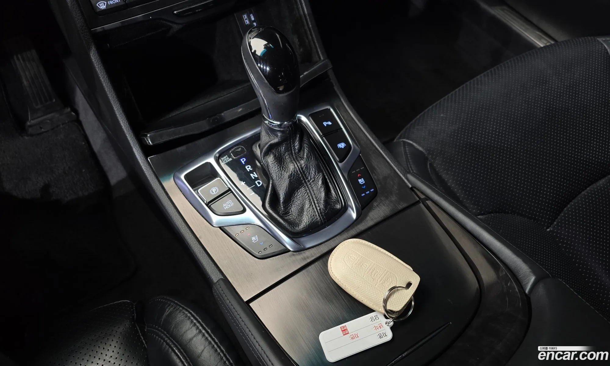 Hyundai Grandeur HG Hybrid 2015 — 12