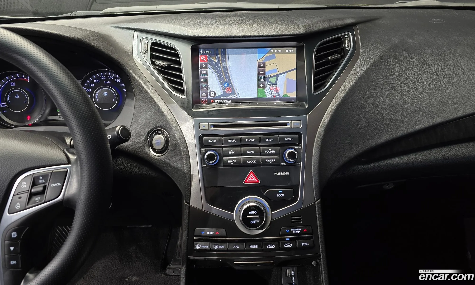Hyundai Grandeur HG Hybrid 2015 — 17