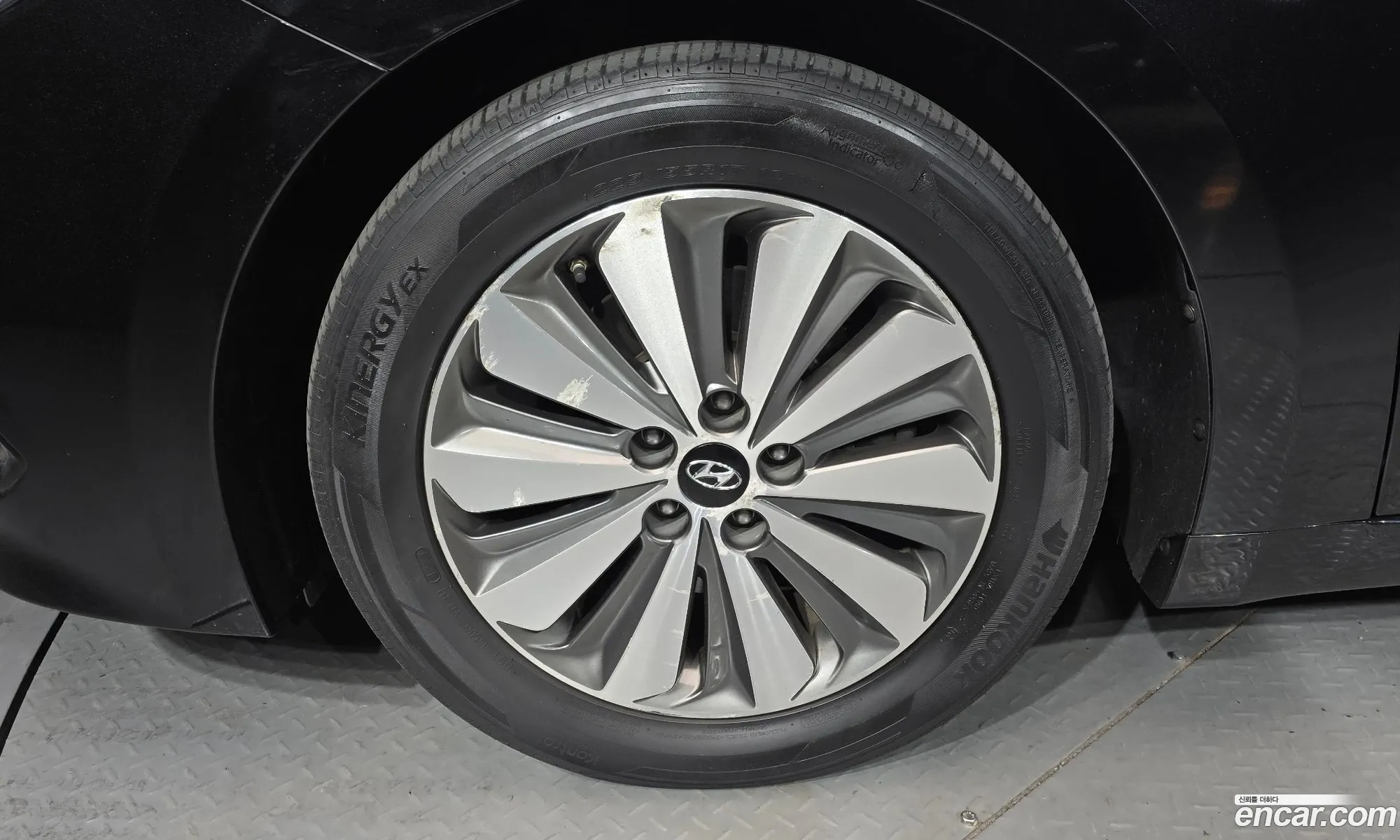 Hyundai Grandeur HG Hybrid 2015 — 4