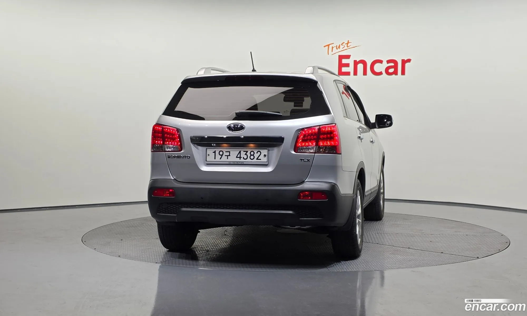 Kia Sorento R 2012 — 13
