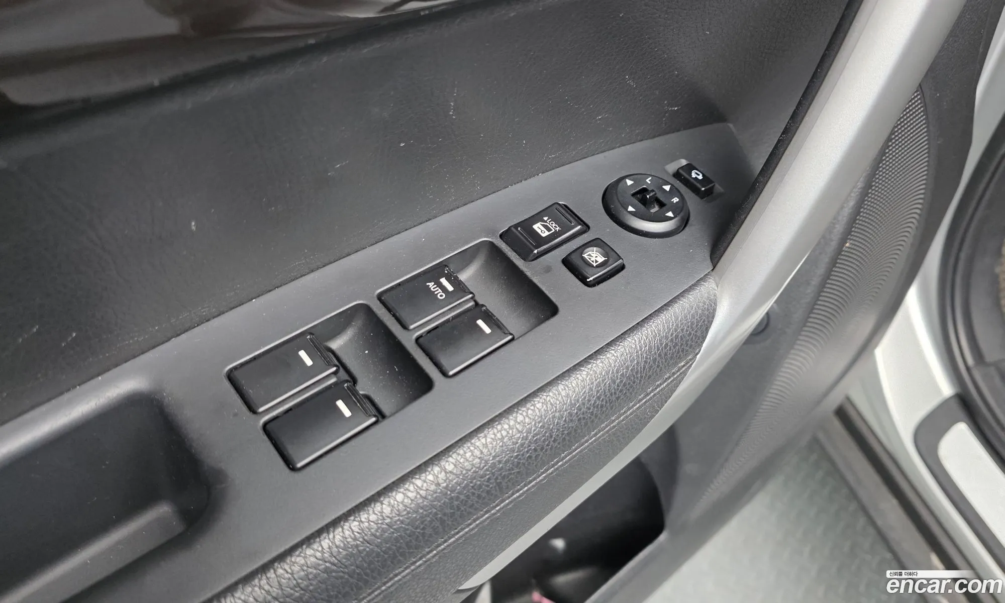 Kia Sorento R 2012 — 14
