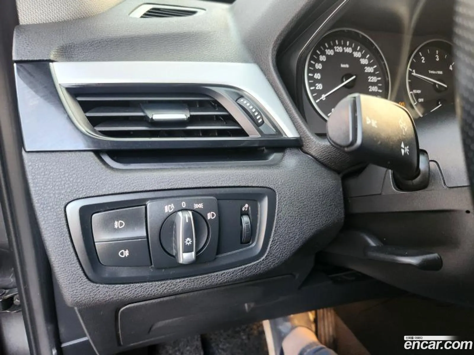 BMW X1 2018 — 17