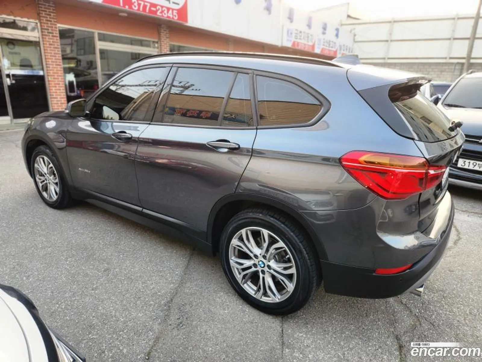 BMW X1 2018 — 12