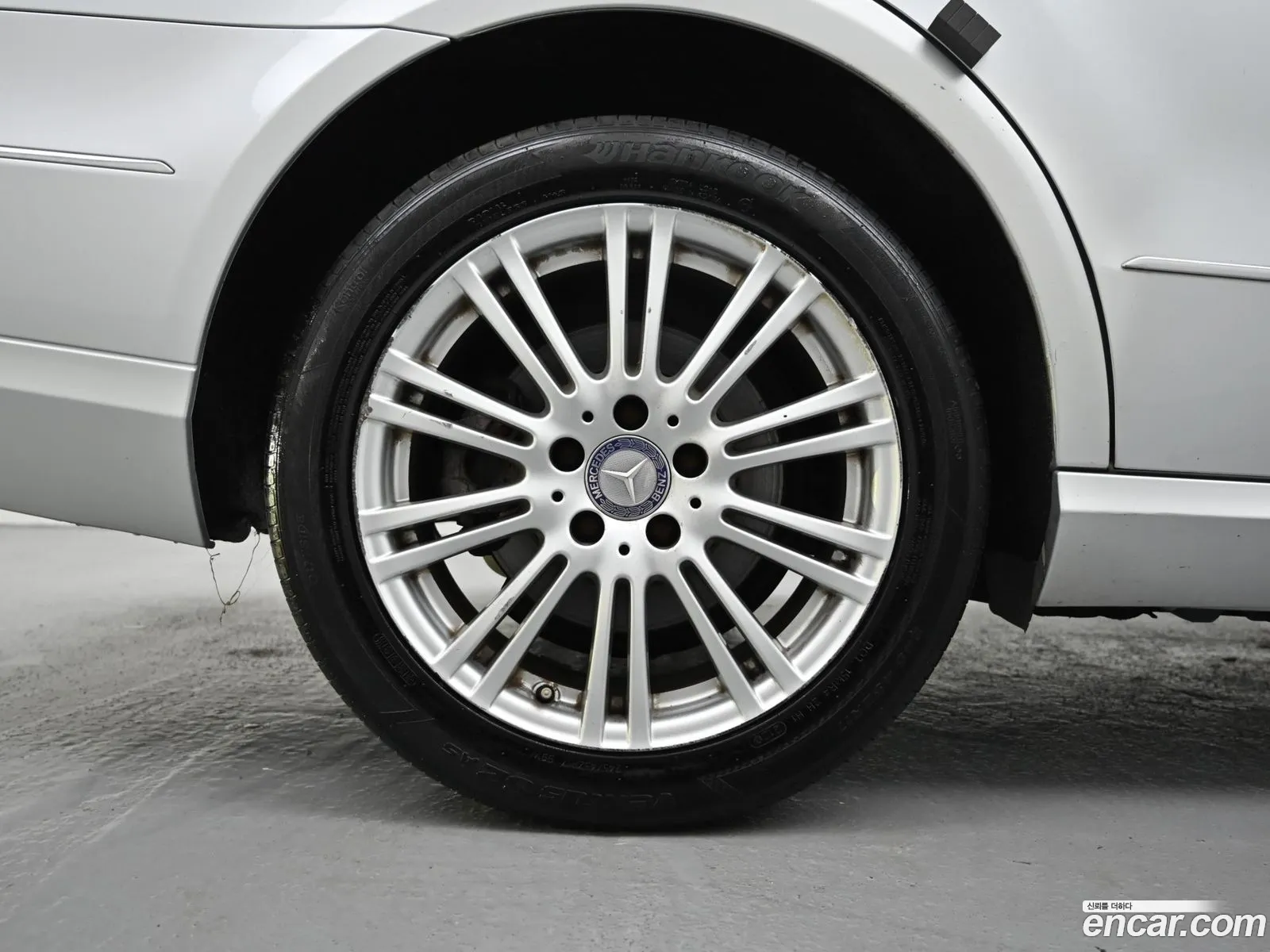 Mercedes-Benz E-Class W212 2011 — 20