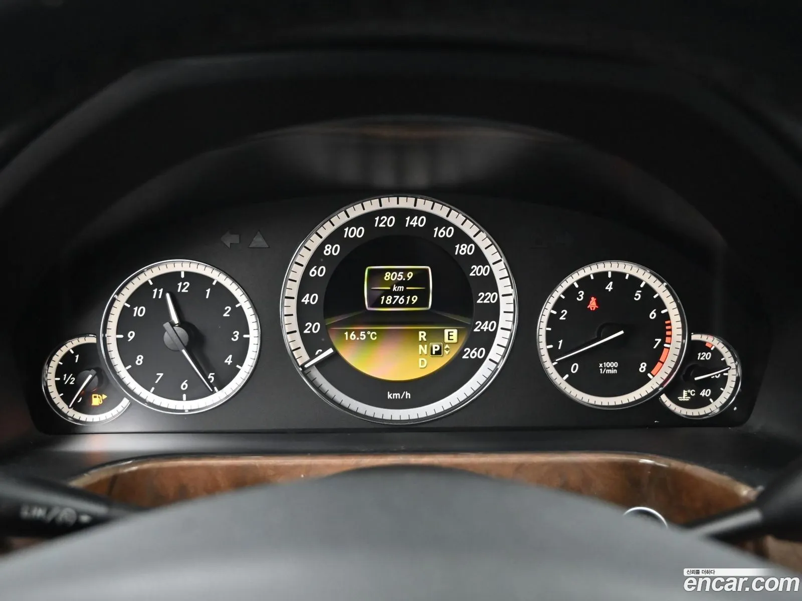 Mercedes-Benz E-Class W212 2011 — 4