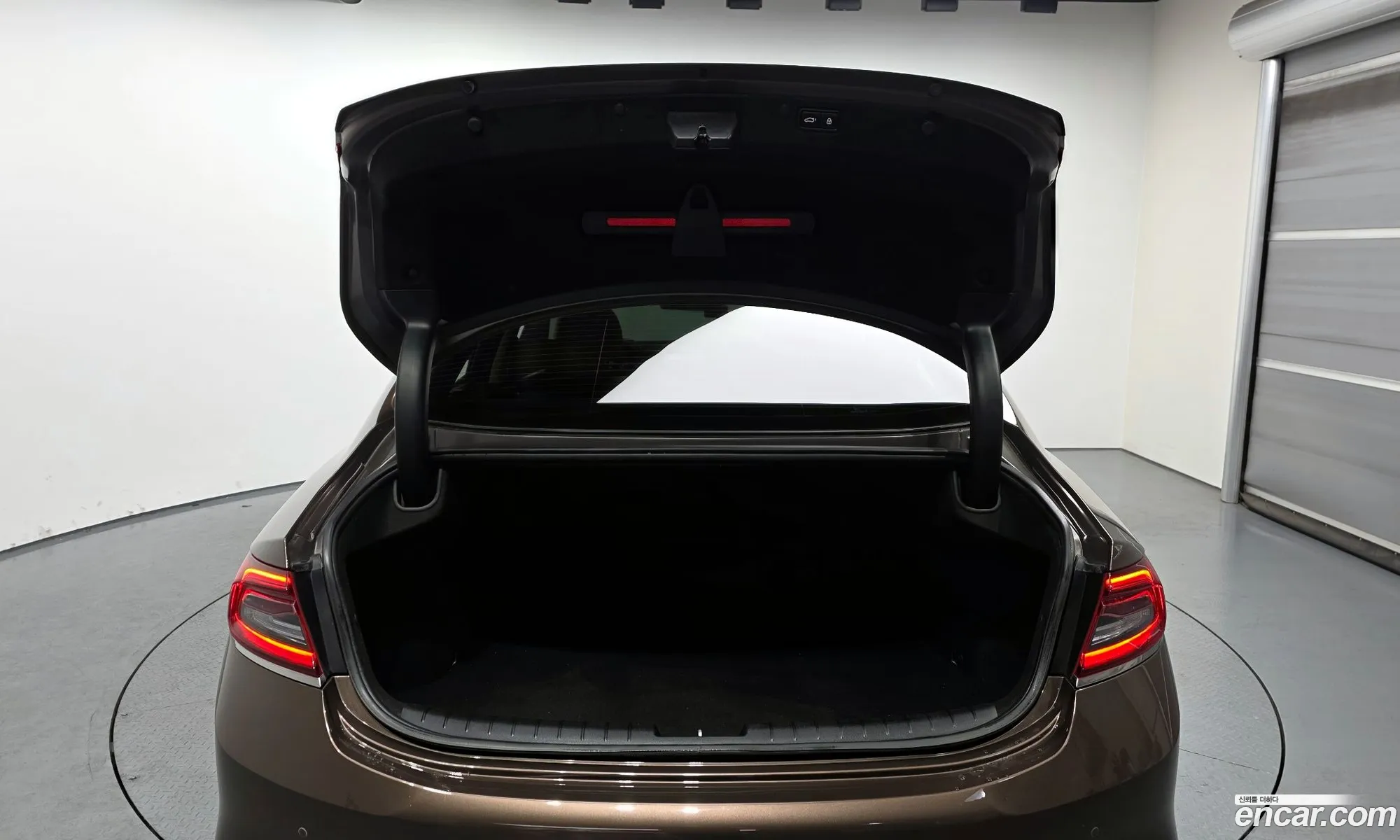 Hyundai Grandeur IG 2018 — 15