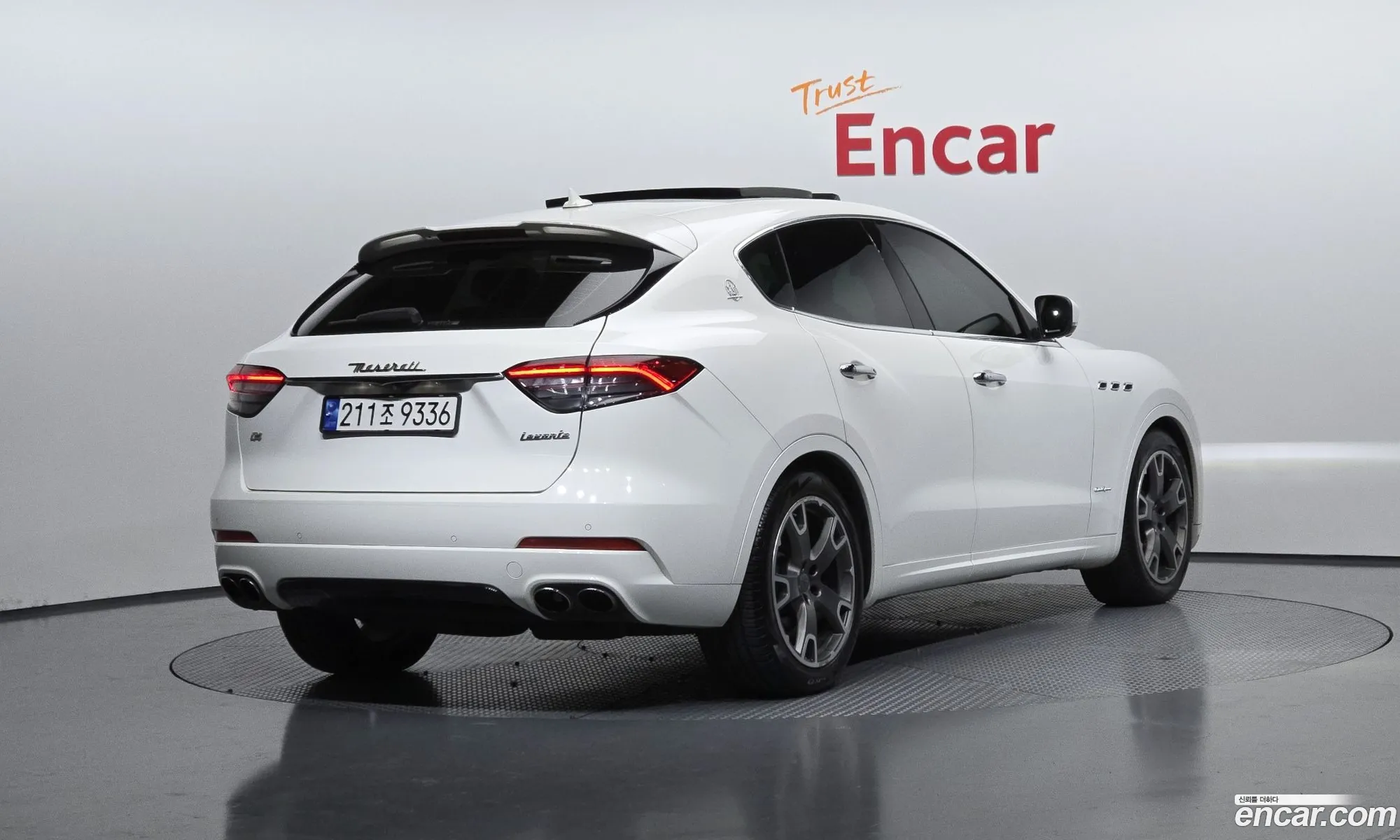 Maserati Levante 2018 — 15